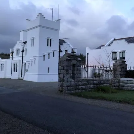 No 8 Old Manor Nyaraló *