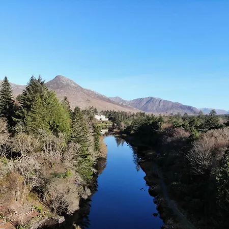 No 8 Old Manor * Ballynahinch