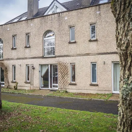 No 8 Old Manor Holiday home *